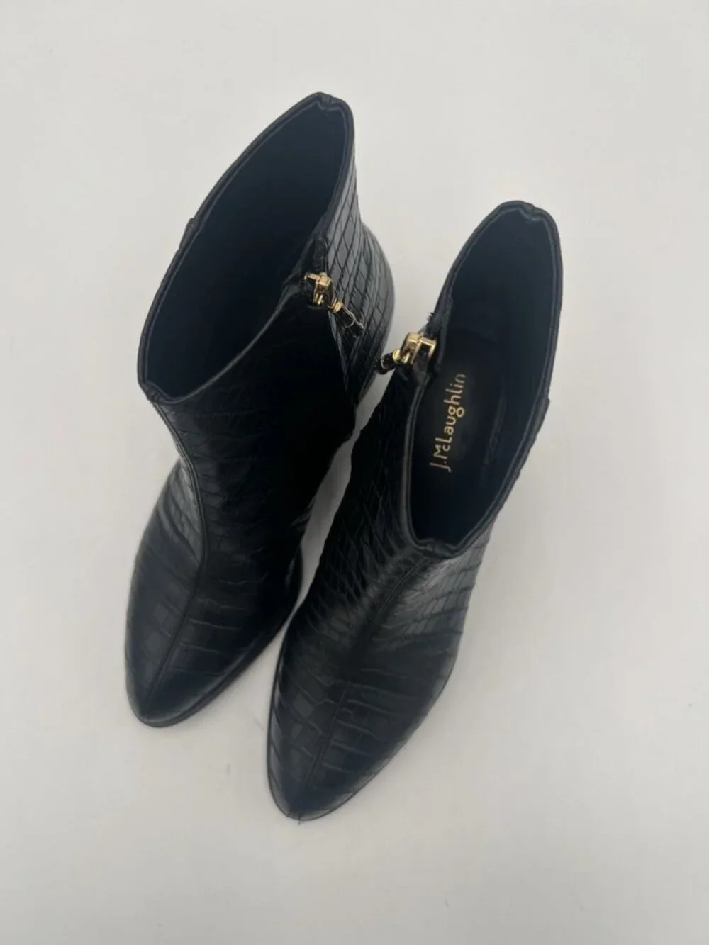 J McLaughlin Women’s 7.5 Black Croc Embossed Leather Ankle Boots Side Zip